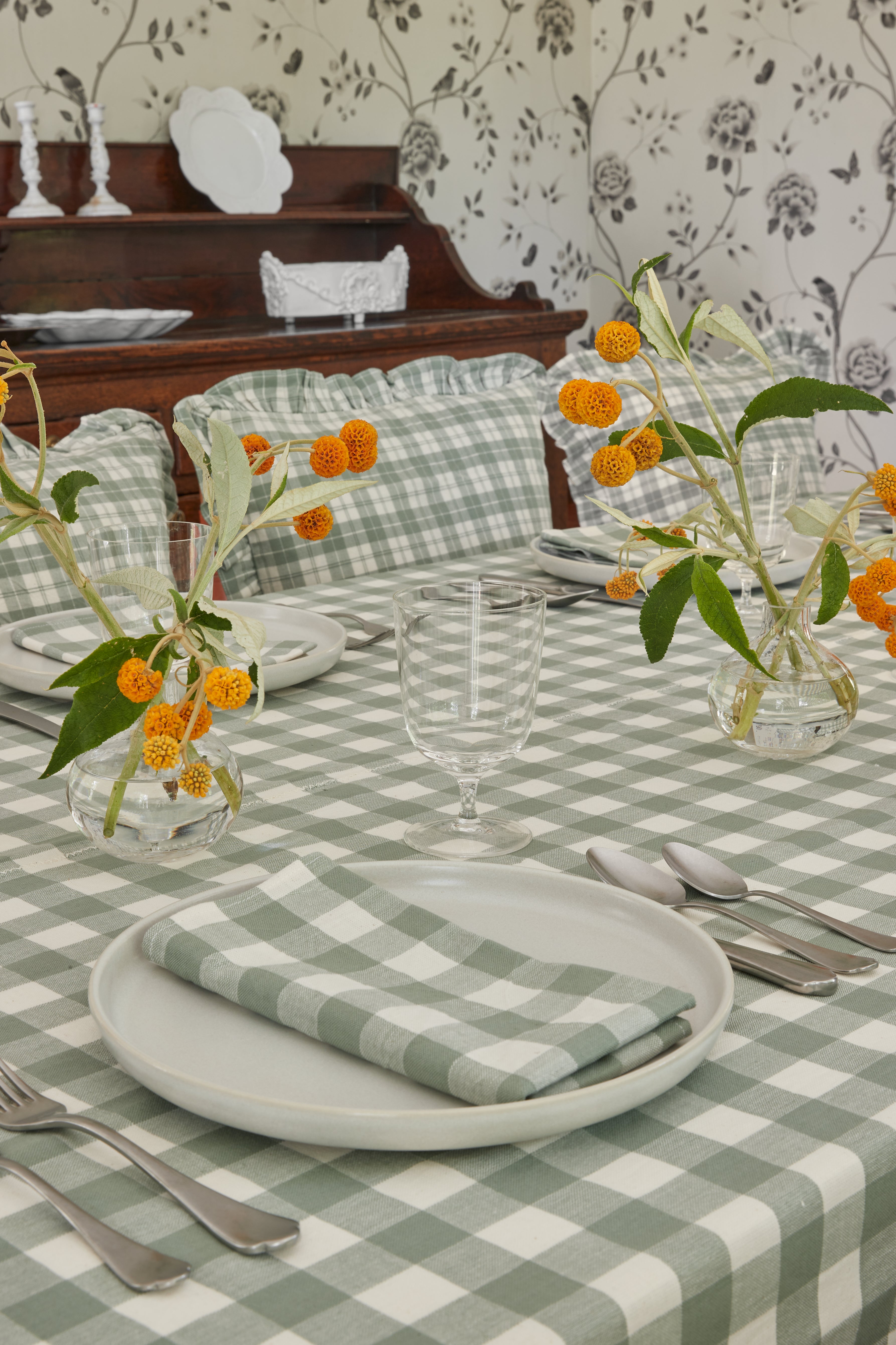GINGHAM - Sage Tablecloth