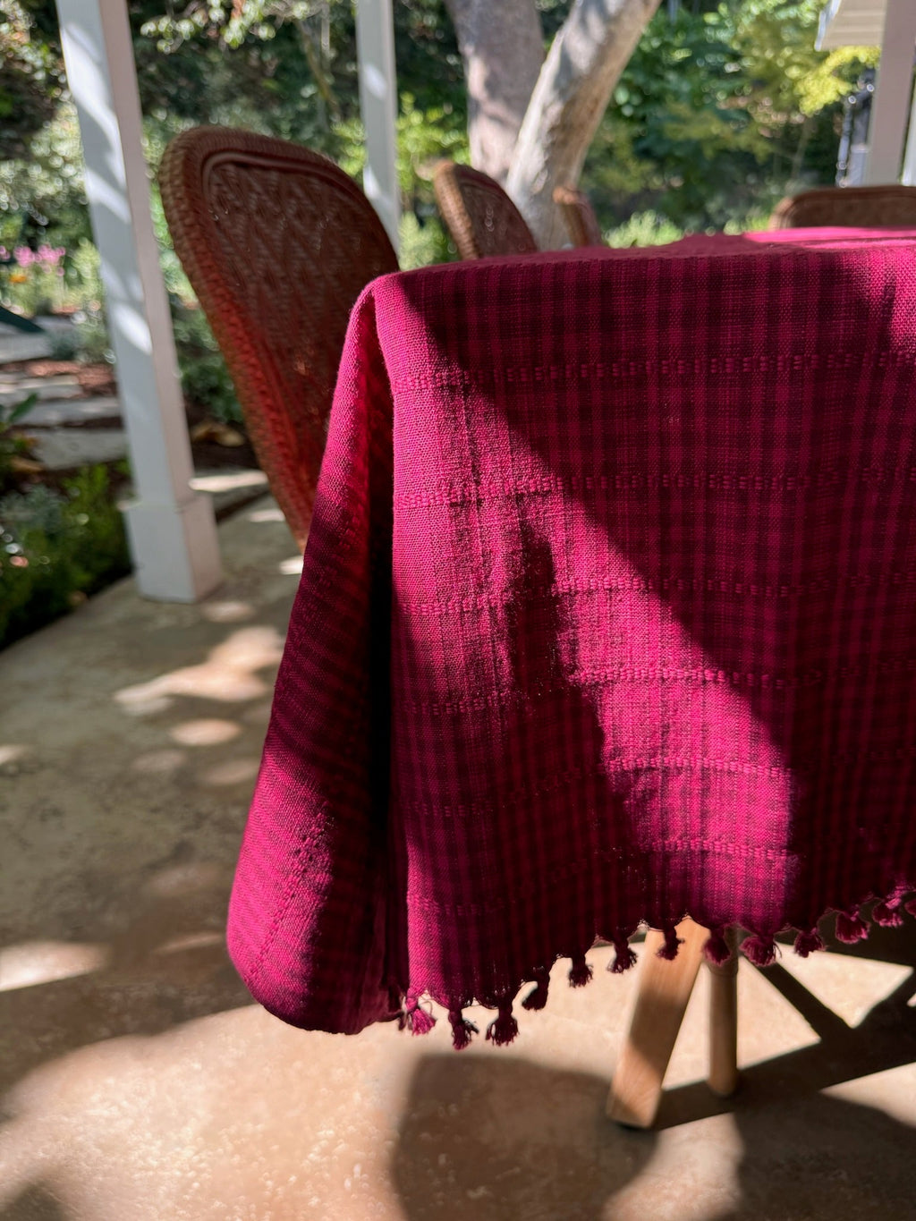 SOHO - Two Toned Bordeaux Tablecloth