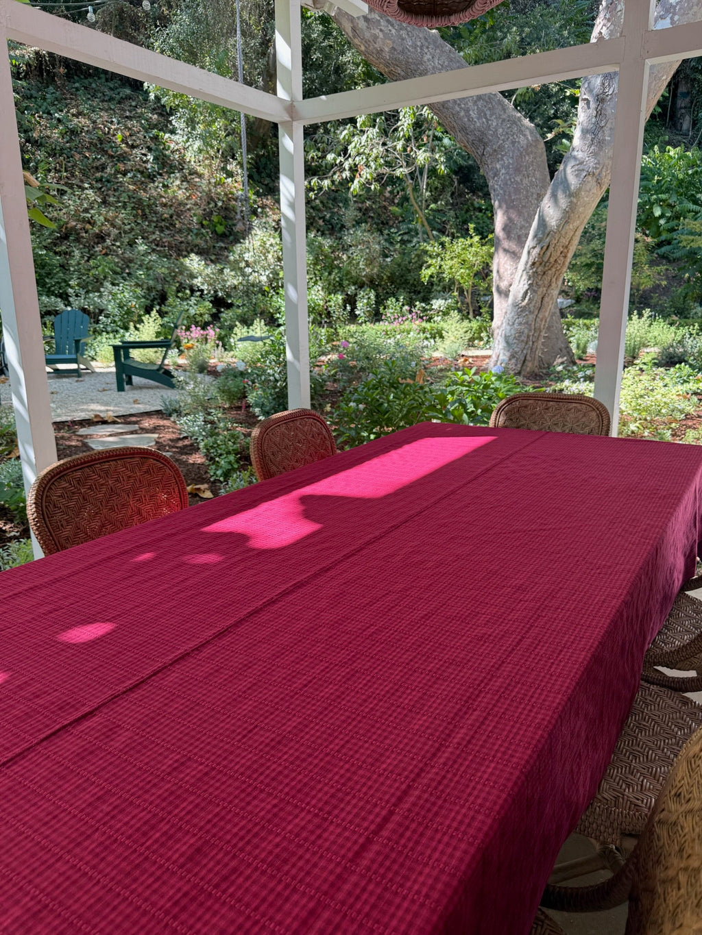 SOHO - Two Toned Bordeaux Tablecloth