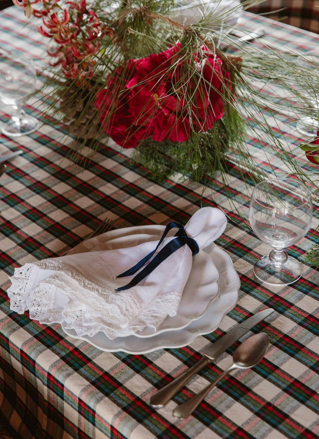 LACE -  White Napkins