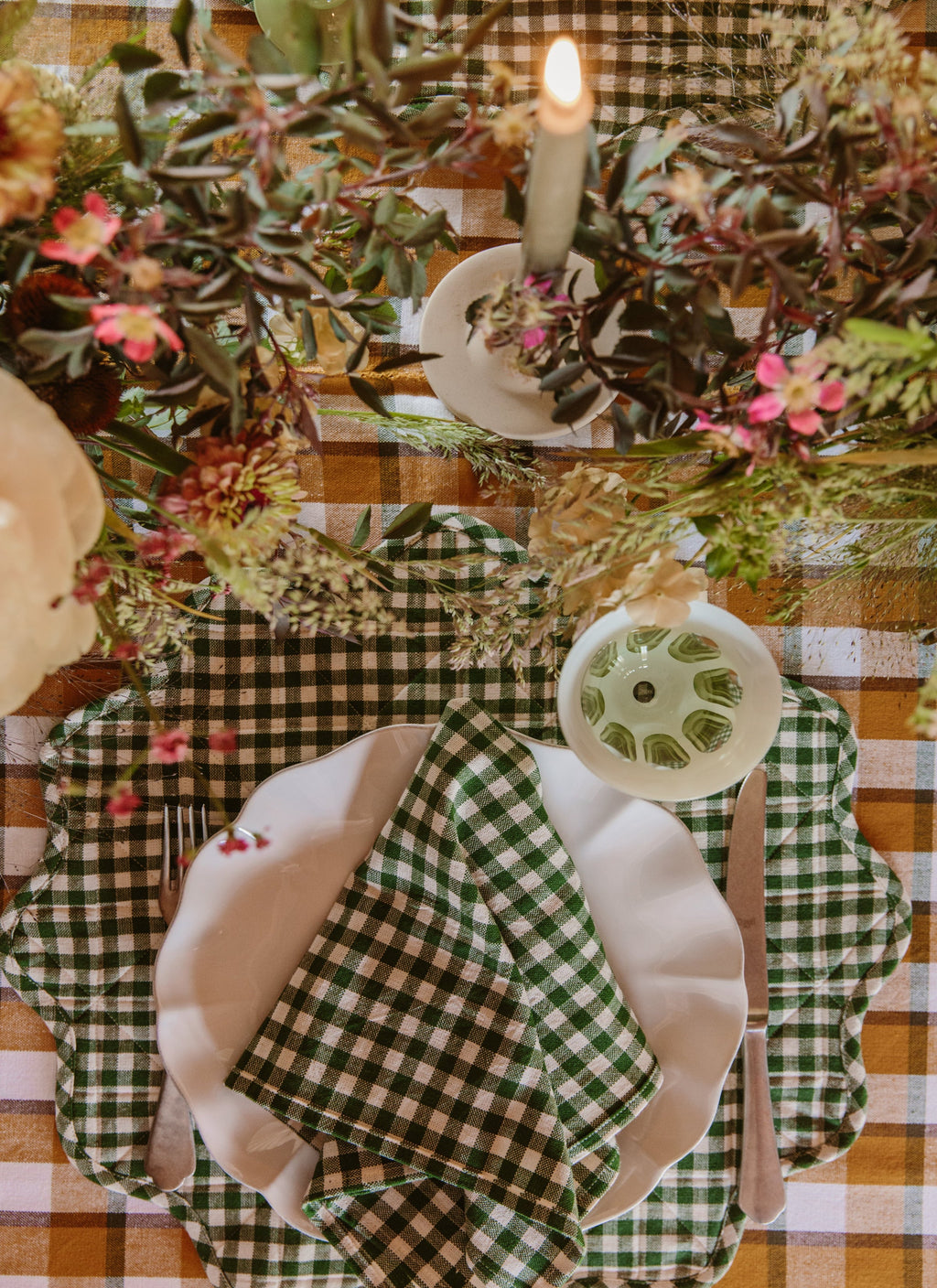 MINI GINGHAM - Hunter Scalloped Edge Placemat