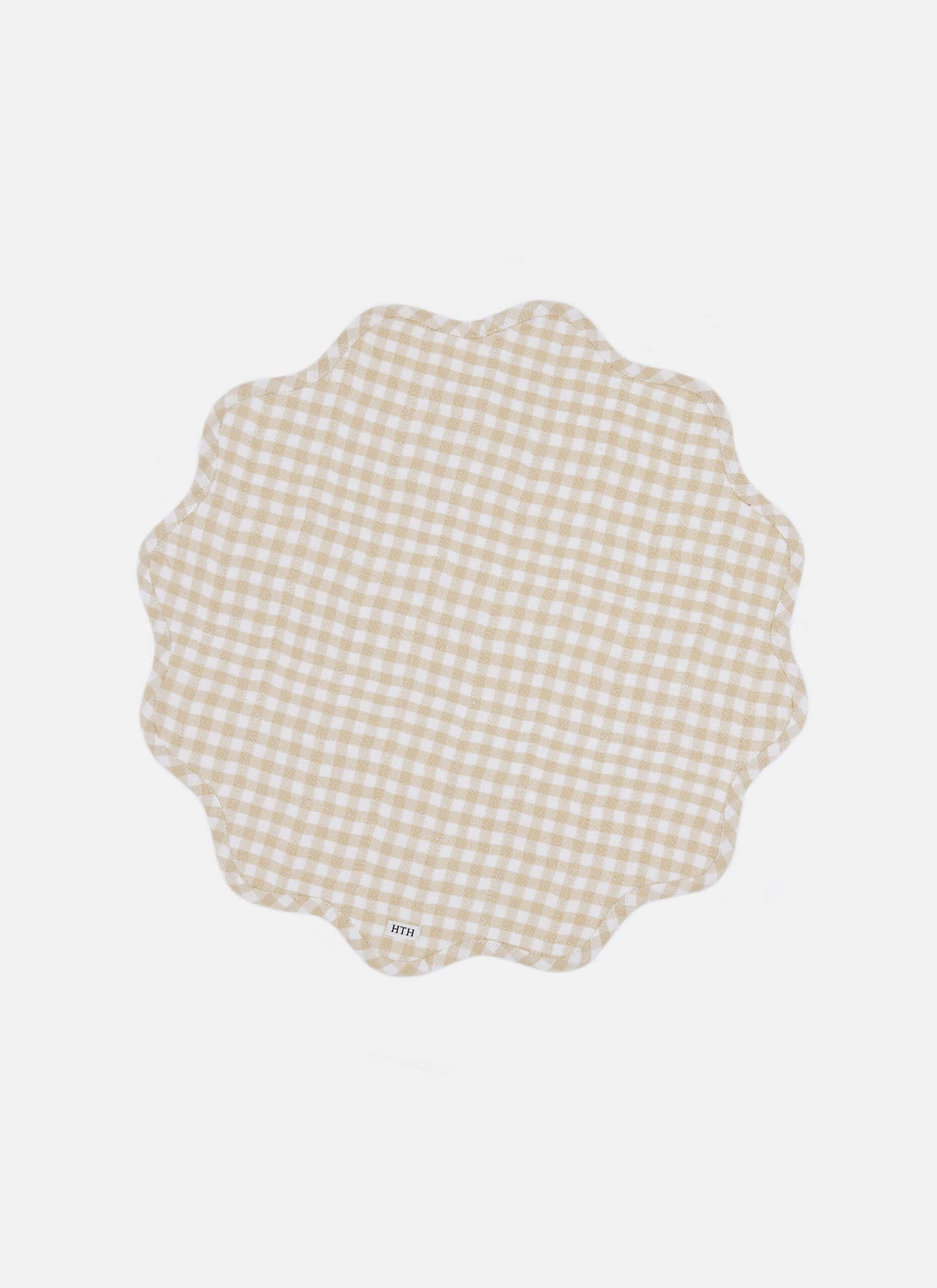 MINI GINGHAM - Cream Scalloped Edge Placemat
