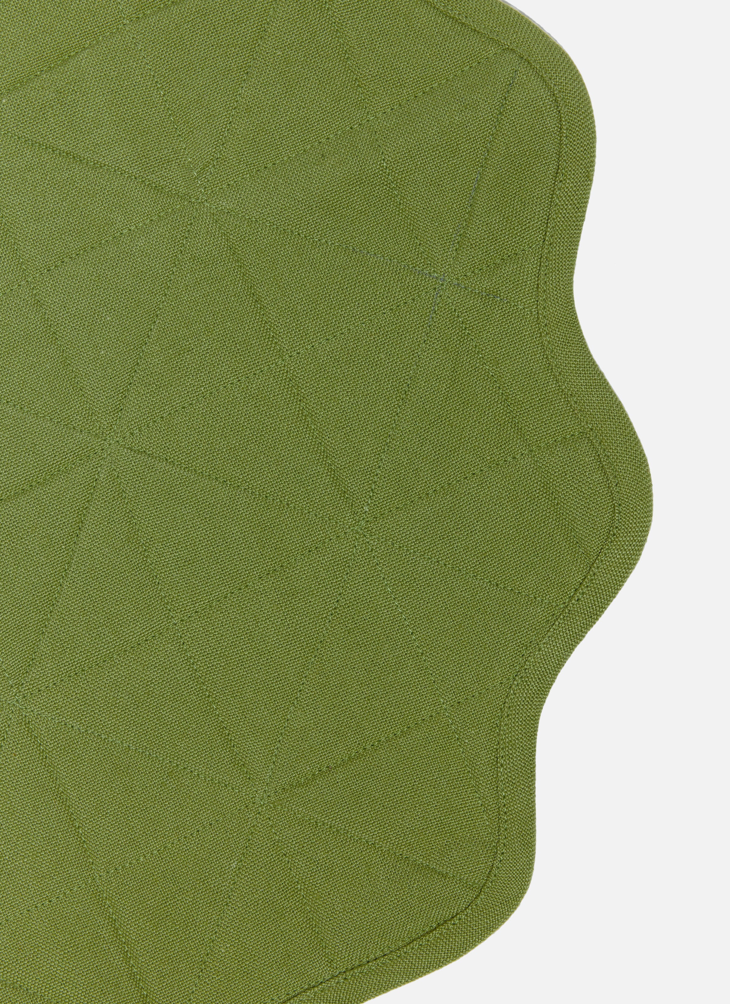 SOLID - Light Green Quilted Scallop Edge Placemat