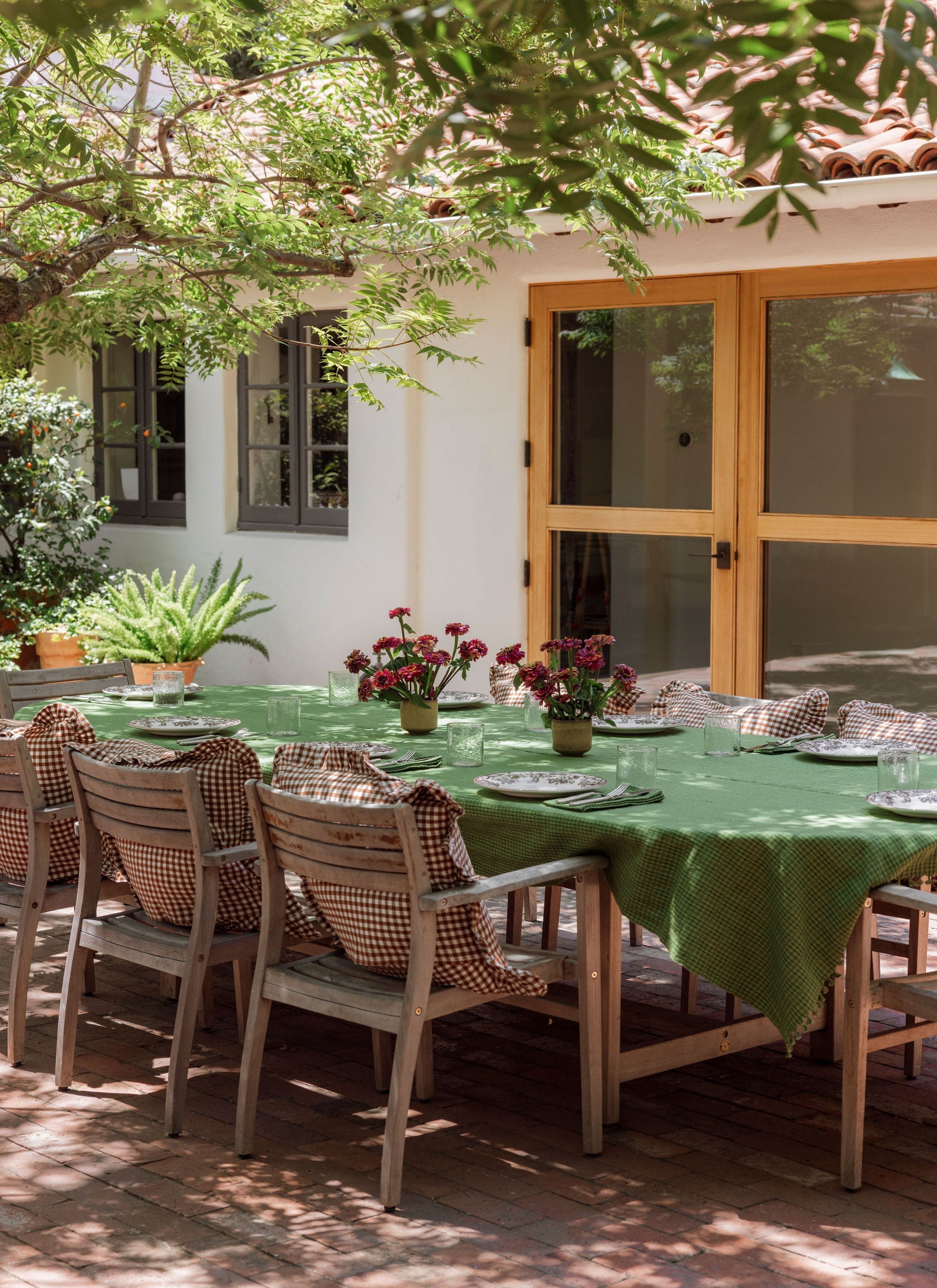 SOHO - Two Toned Evergreen Tablecloth