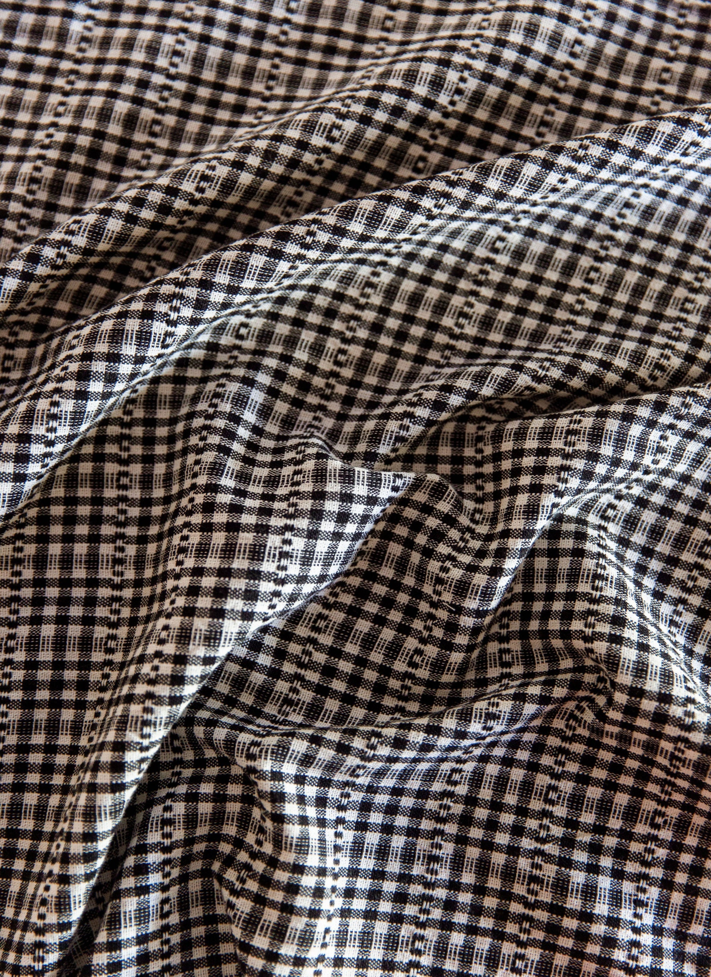 SOHO - Black Tablecloth