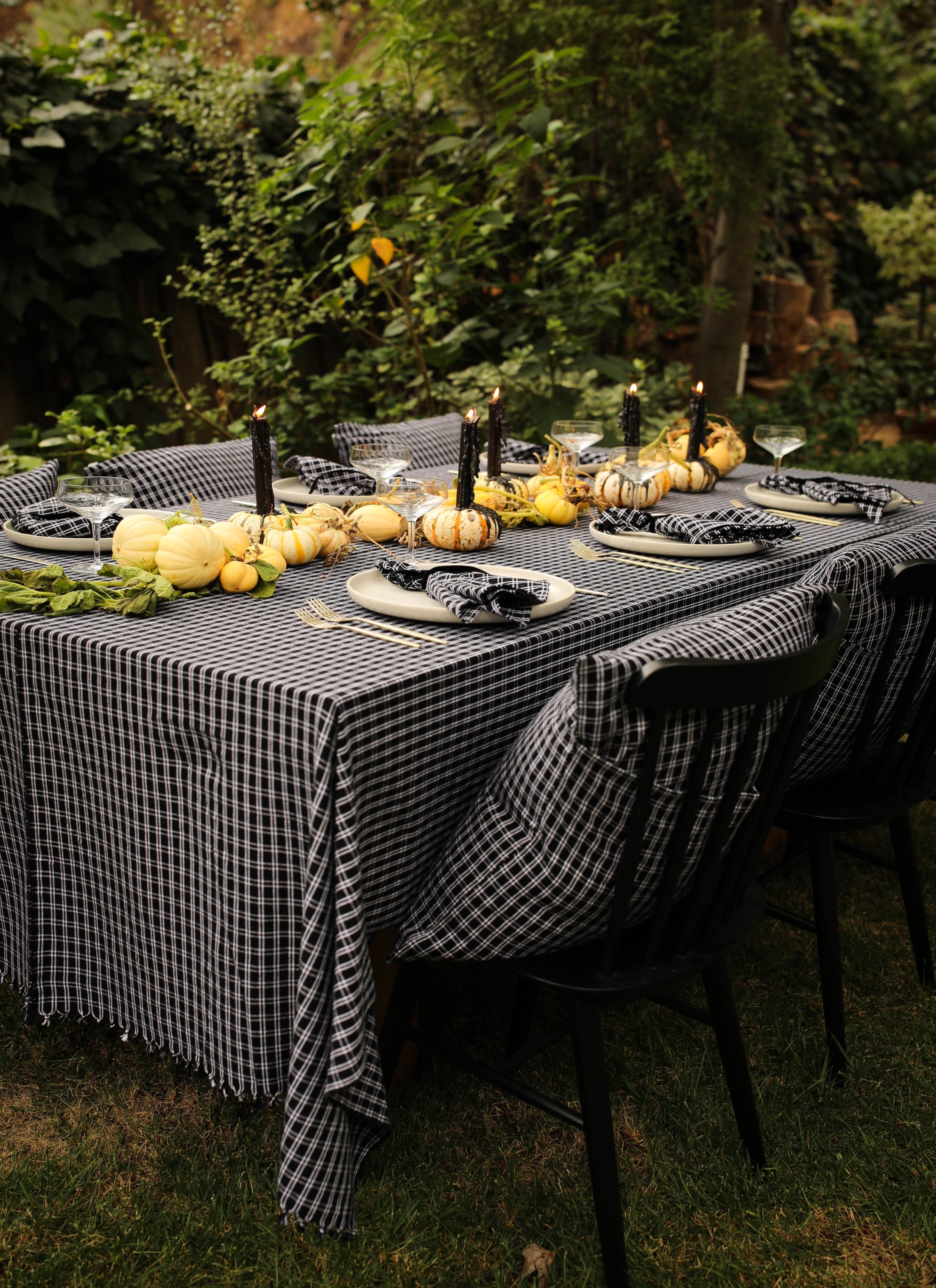 HARRISON PLAID - Black Tablecloth